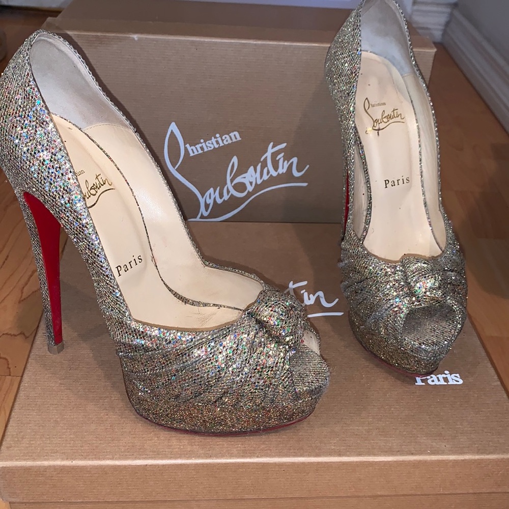 COPY - Christian Louboutin gold glitter 140